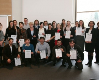 Stipendiatinnen und Stipendiaten des Klaus Töpfer Fellowships 2015-2017 bei der Auszeichnungsfeier